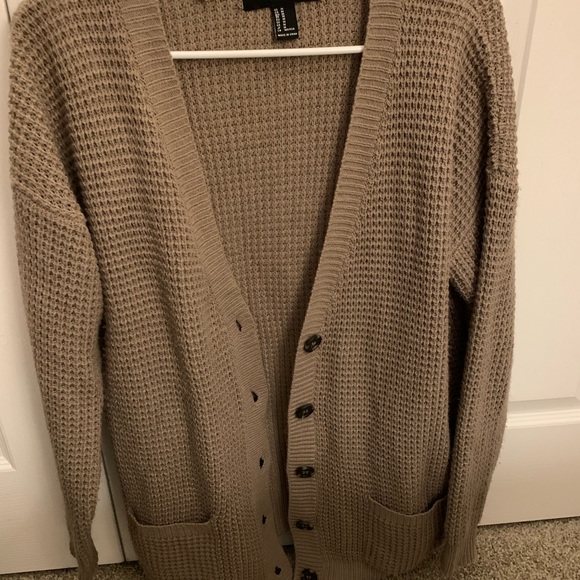 Button down sweater - Picture 3 of 3